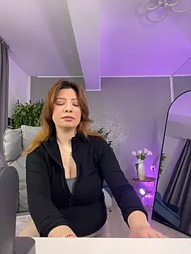 AmberRosewood online show from 03/04/26, 04:40