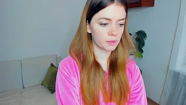 AngelesBenitz online show from 12/19/25, 07:04