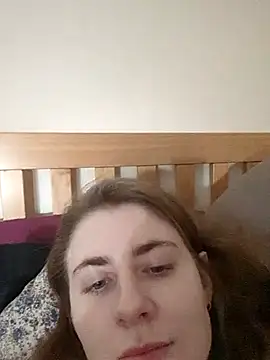 Snapshot of hotwetvix chatting on 11/20/25, 09:20 hotwetvix online show from 11/20/25, 09:20