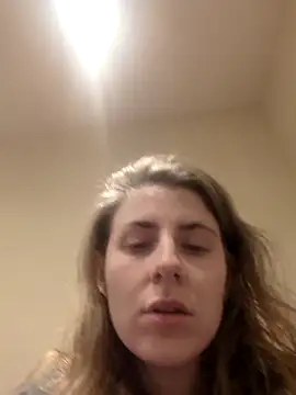 Snapshot of hotwetvix chatting on 11/20/25, 09:47 hotwetvix online show from 11/20/25, 09:47