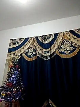 noah77  online show from 11/28/25, 02:36