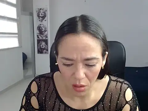 Annie Cervantez online show from 01/18/26, 11:25