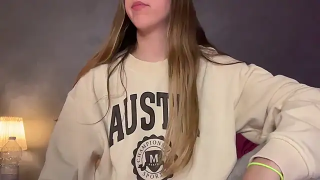 Martimartinaxx online show from 04/16/26, 09:39