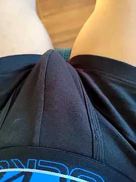 Snapshot of delhi_desires chatting on 11/26/25, 08:48 delhi desires online show from 11/26/25, 08:48