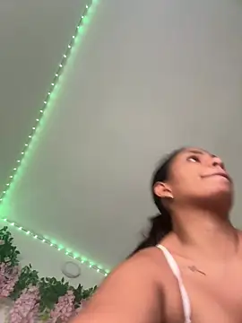 ArielleMillerr- online show from 02/23/26, 05:43