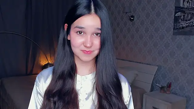 MeliaMelchiori online show from 11/29/25, 09:18