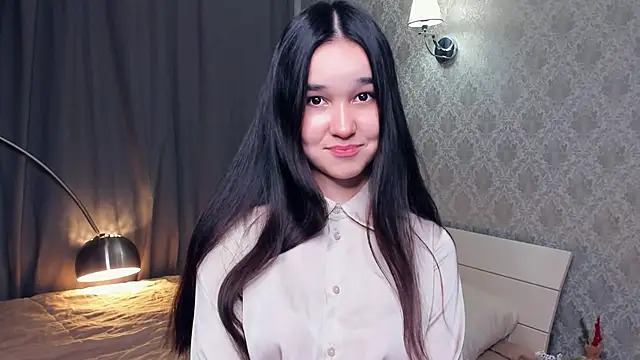 MeliaMelchiori online show from 12/02/25, 09:32