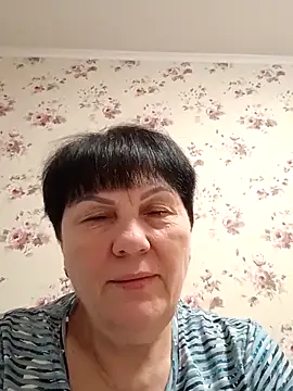 Snapshot of OliviaaSkyy chatting on 12/14/25, 01:49 OliviaaSkyy online show from 12/14/25, 01:49