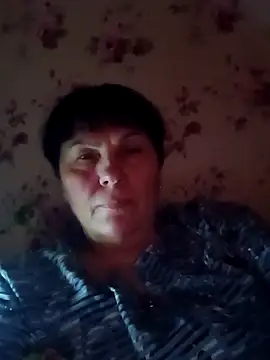 Snapshot of OliviaaSkyy chatting on 12/16/25, 04:34 OliviaaSkyy online show from 12/16/25, 04:34