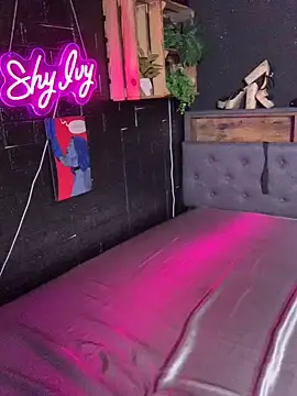 Shy-Ivy online show from 05/11/26, 09:23