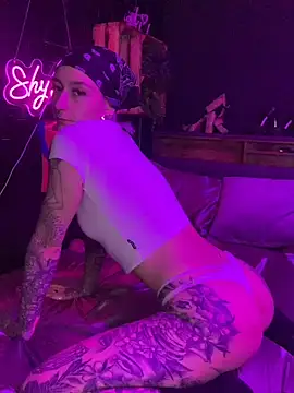 Shy-Ivy online show from 05/20/26, 10:16