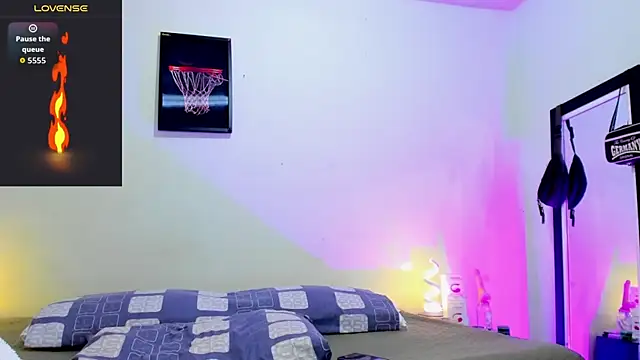 blorelopez online show from 04/10/26, 07:29