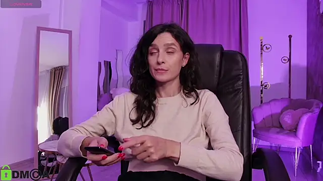 Snapshot of AnnaHarperX chatting on 10/22/25, 04:51 AnnaHarperX online show from 10/22/25, 04:51