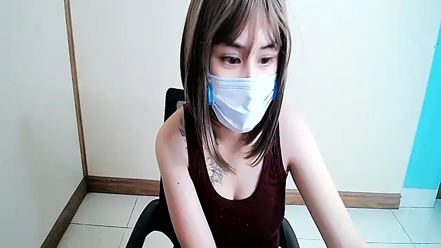 Snapshot of shena-nomy chatting on 11/23/25, 06:02 shena-nomy online show from 11/23/25, 06:02