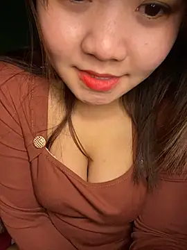 Snapshot of Sunset-yll chatting on 01/10/26, 03:19 Sunset-yll online show from 01/10/26, 03:19