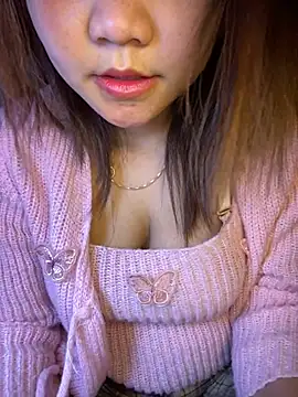 Snapshot of Sunset-yll chatting on 02/11/26, 09:20 Sunset-yll online show from 02/11/26, 09:20