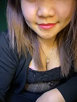 Snapshot of Sunset-yll chatting on 02/21/26, 09:54 Sunset-yll online show from 02/21/26, 09:54