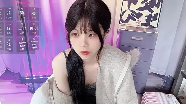 bunny-- online show from 12/03/25, 05:04