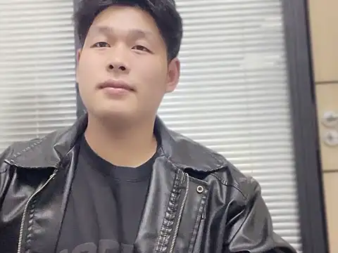 DiaodangYY online show from 11/18/25, 11:47