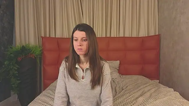 Snapshot of VelvetNyxen chatting on 01/07/26, 02:08 VelvetNyxen online show from 01/07/26, 02:08