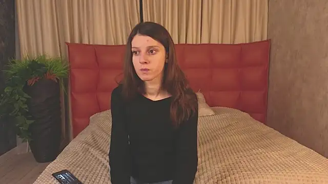 Snapshot of VelvetNyxen chatting on 01/11/26, 03:17 VelvetNyxen online show from 01/11/26, 03:17