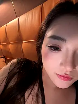 mammam520 online show from 11/25/25, 02:17