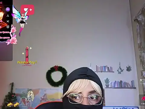 LaReineCleo online show from 12/02/25, 09:14