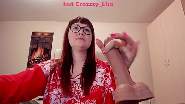 Snapshot of Foxy-lady chatting on 02/18/25, 01:10 Foxy-lady online show from 02/18/25, 01:10