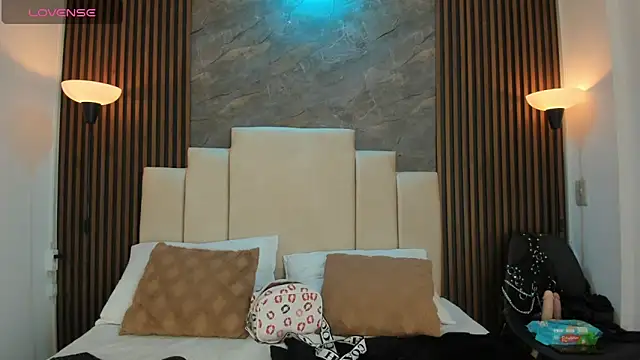 catiusca reyes 03 online show from 04/11/26, 12:53