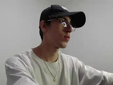 Dio  morningstar online show from 11/21/25, 05:17