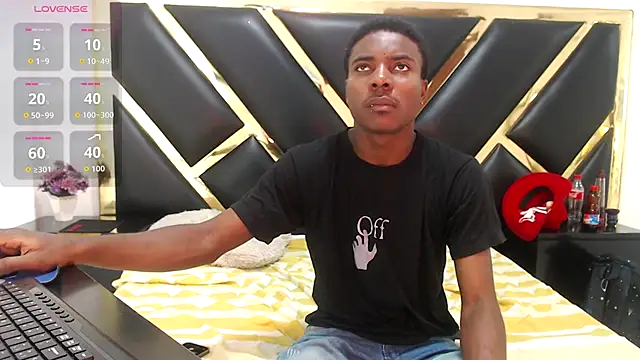 NoahJhonson69 online show from 01/05/26, 07:06