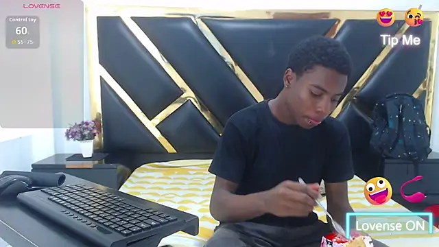 NoahJhonson69 online show from 01/18/26, 07:06