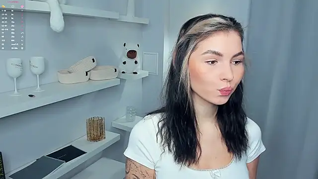 FeliciaKogen online show from 11/30/25, 07:12