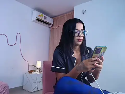 Luna lexy04 online show from 04/13/26, 08:31