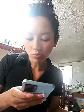 pettymoon1 online show from 11/28/25, 04:31