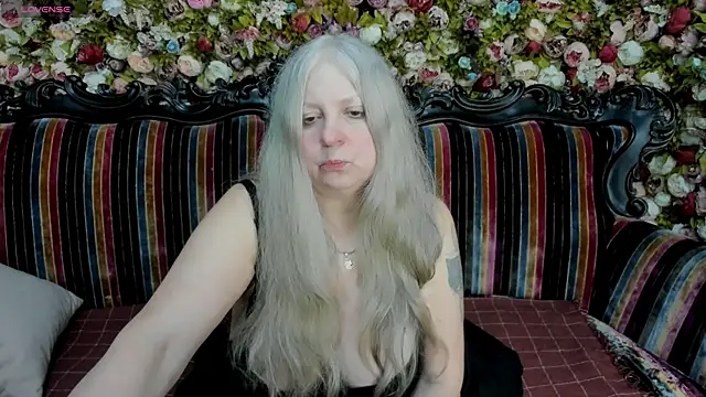 mariabelladonna online show from 05/01/26, 10:03