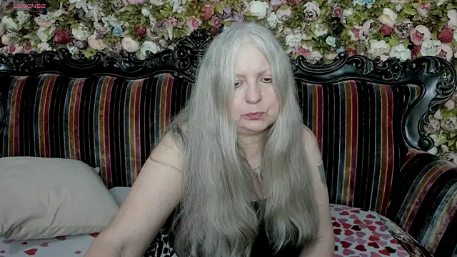 Snapshot of mariabelladonna chatting on 07/08/26, 09:41 mariabelladonna online show from 07/08/26, 09:41