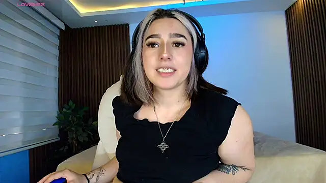 GabyRose9 online show from 02/26/26, 07:46