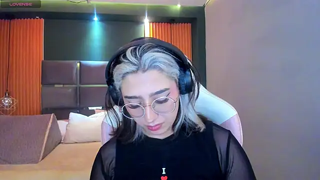 GabyRose9 online show from 05/06/26, 04:30