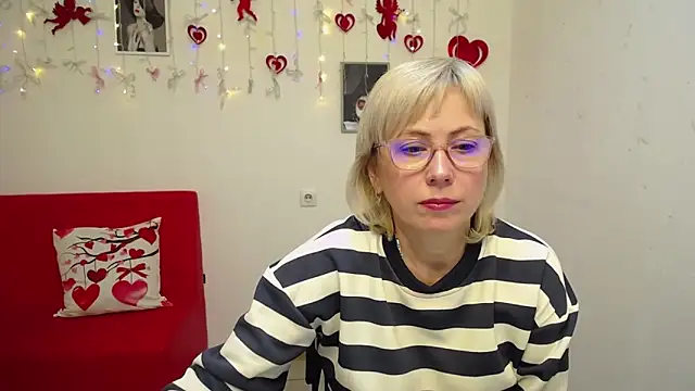 LaurenWishy online show from 02/05/26, 08:13