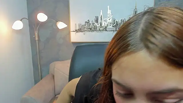 Isabela clk online show from 11/29/25, 07:50