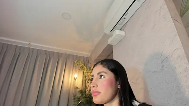 IsabelaStefano online show from 07/19/26, 03:54