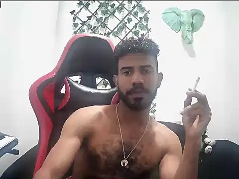 alberthot11 online show from 11/28/25, 04:04