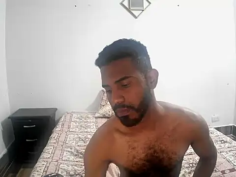 alberthot11 online show from 02/03/26, 01:38