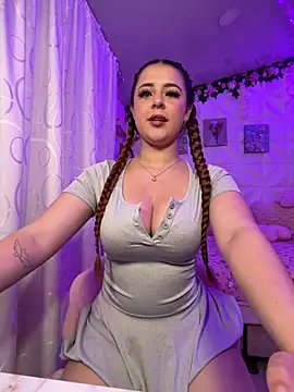 April Beckett02 online show from 04/16/26, 10:27