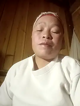 Lyly-baby online show from 11/26/25, 07:15