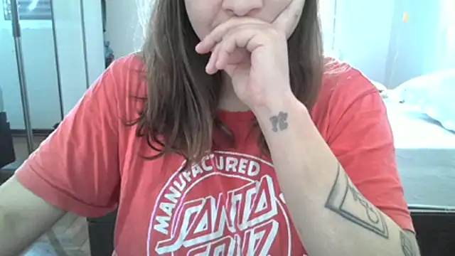 xxxluana online show from 04/01/26, 02:03