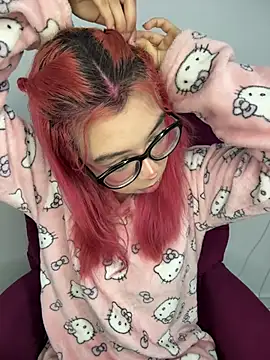 Valen-Foxx1 online show from 04/02/26, 10:24