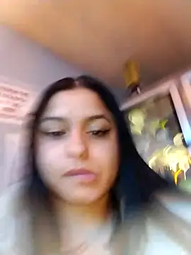 Snapshot of antonella_wayne01 chatting on 11/28/25, 02:03 antonella wayne01 online show from 11/28/25, 02:03