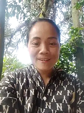 bela-hayes online show from 11/21/25, 06:12